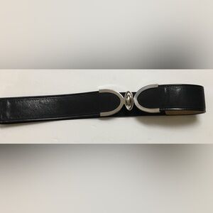 White House Black Market Leather Stretch Belt Size Large Black Silver